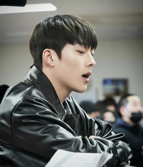 Born Again Jang Ki Yong Leather Jacket