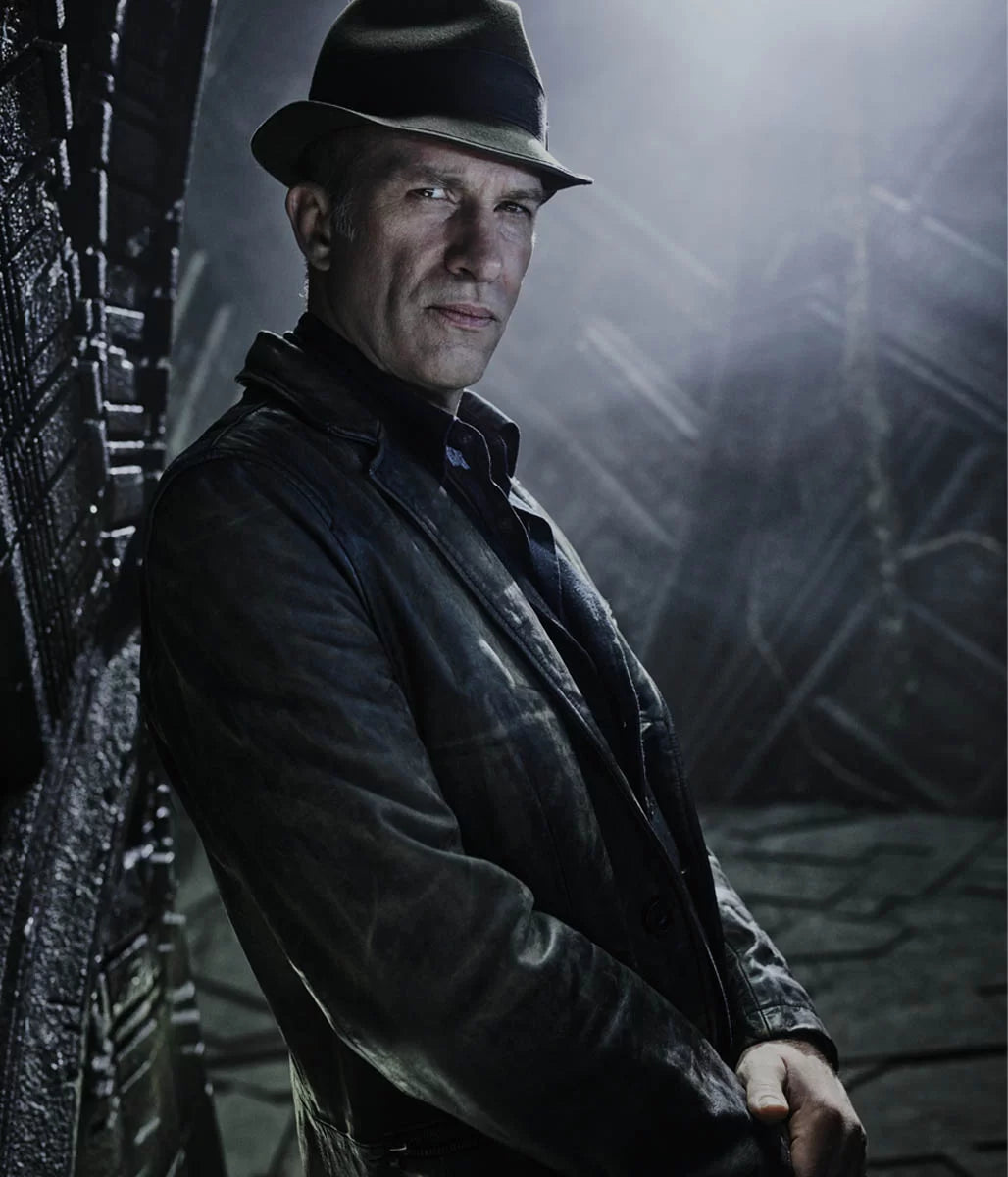 Thomas Jane The Expanse Detective Miller Coat